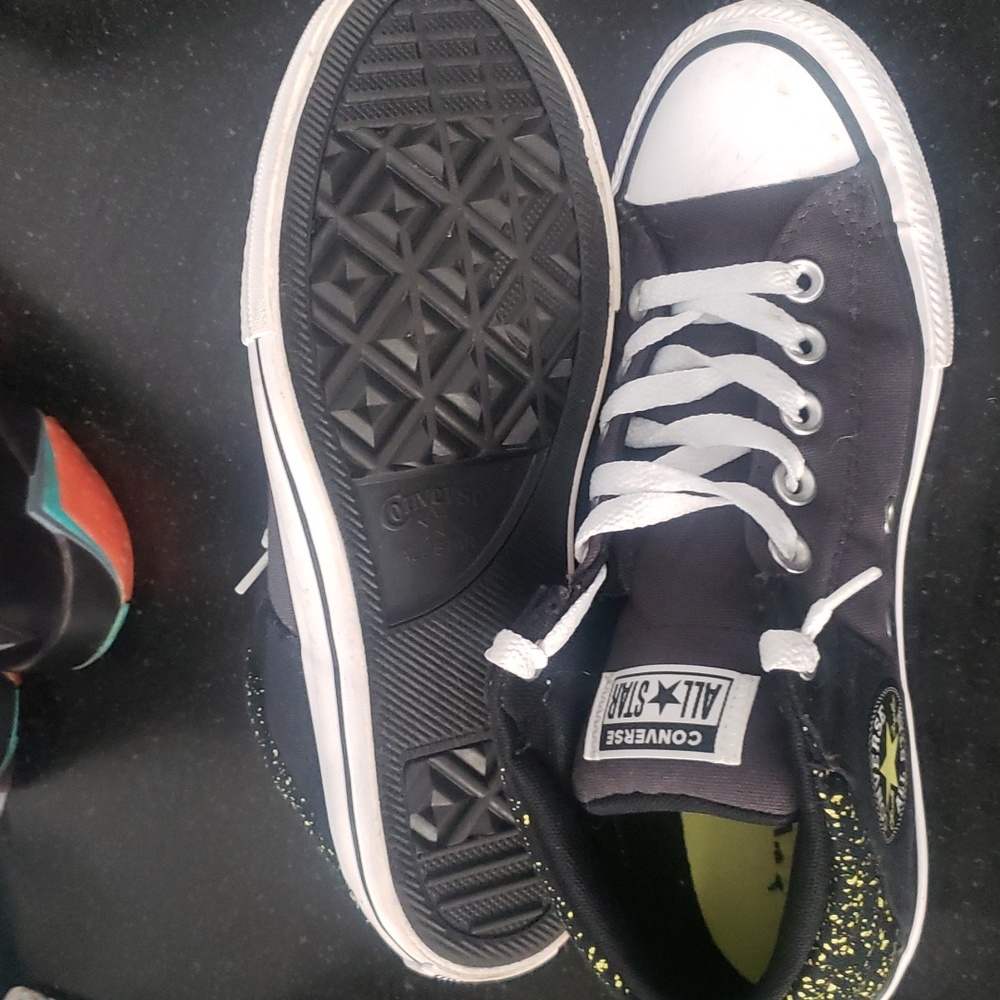 Converse
